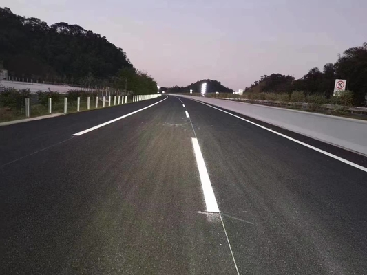 Φωτεινή χρώμα σήμανσης θερμής τήξης χαμηλά VOC θερμοπλαστική χρώμα κυκλοφορίας Δυνατότητα